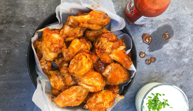 Buffalo Wings With Blue Cheese Sauce